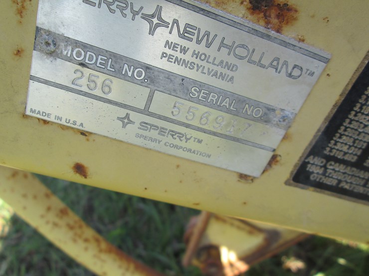 new-holland-256-image-13