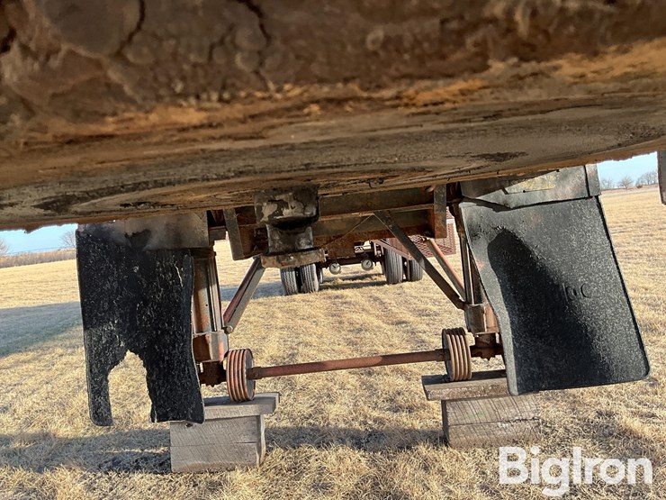 1960-fruehauf-trailer-image-13