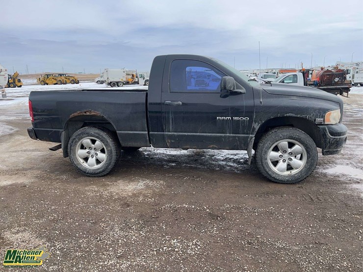 2004-dodge-ram-1500-image-6