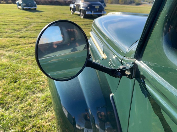 1946-ford-pickup-image-43