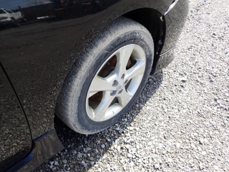 damaged-2013-toyota-corolla-sedan-2t1bu4ee1dc92192-image-24