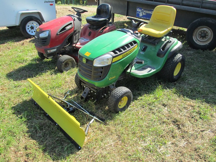 john-deere-d130-image-1