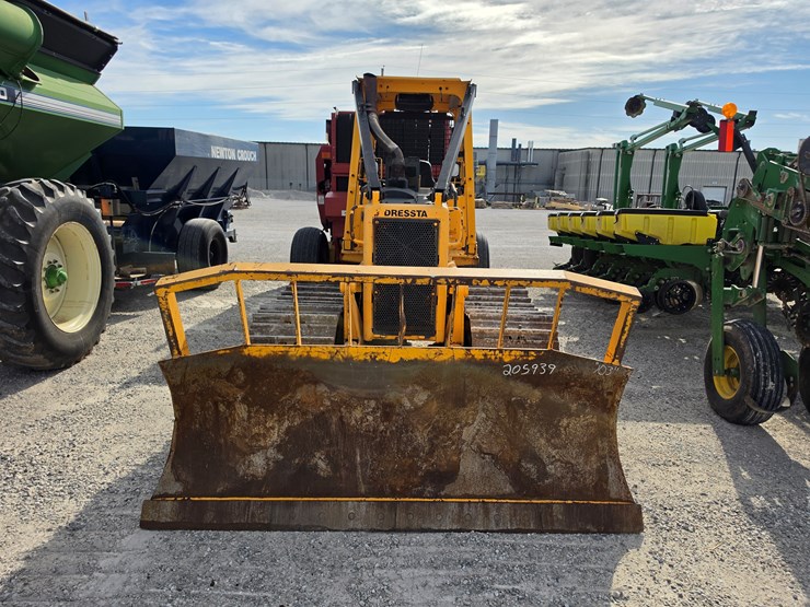 2007-dressta-td9m-image-2