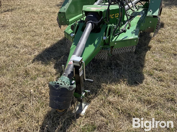 2022-john-deere-fc12e-image-11