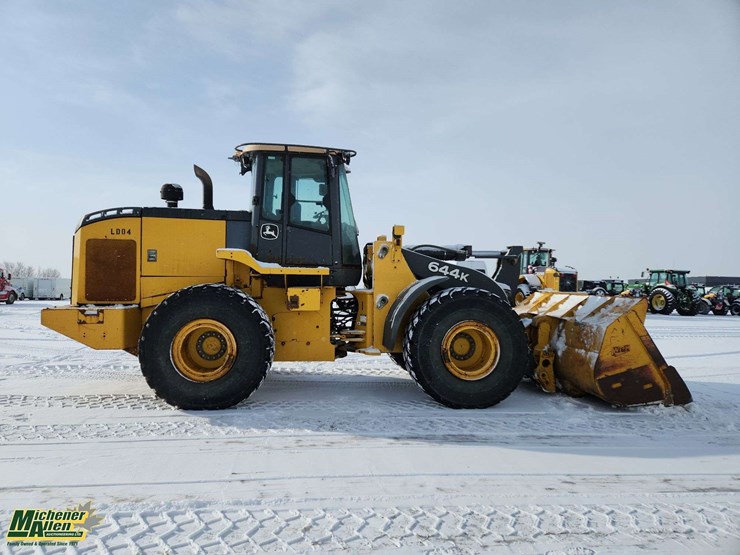 2013-deere-644k-image-8