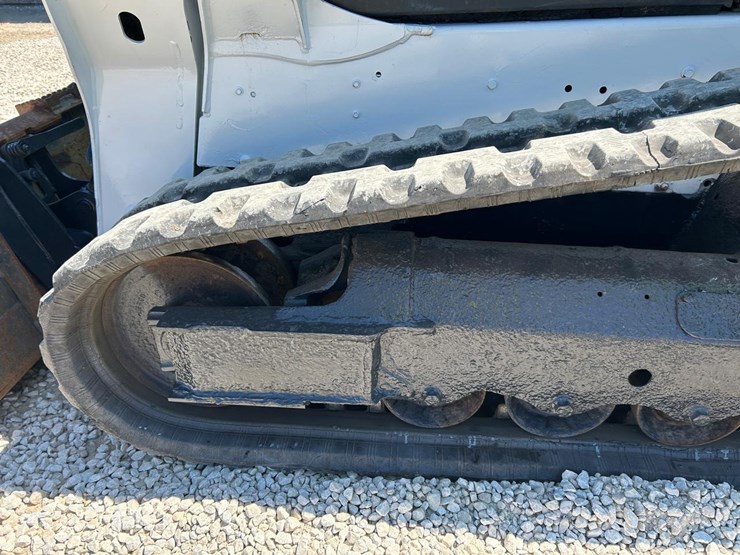 2018-bobcat-t590-image-17