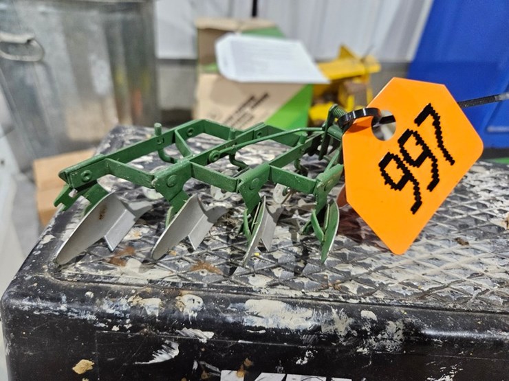 #997-•-john-deere-toy-3pt-4-bottom-plow-1/16-scale-image-4