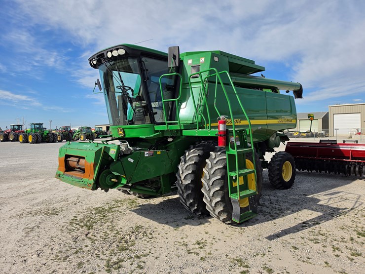 2006-john-deere-9560-sts-image-1