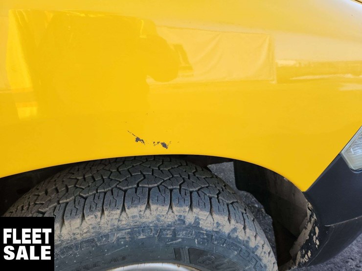 2019-ram-1500-classic-image-29