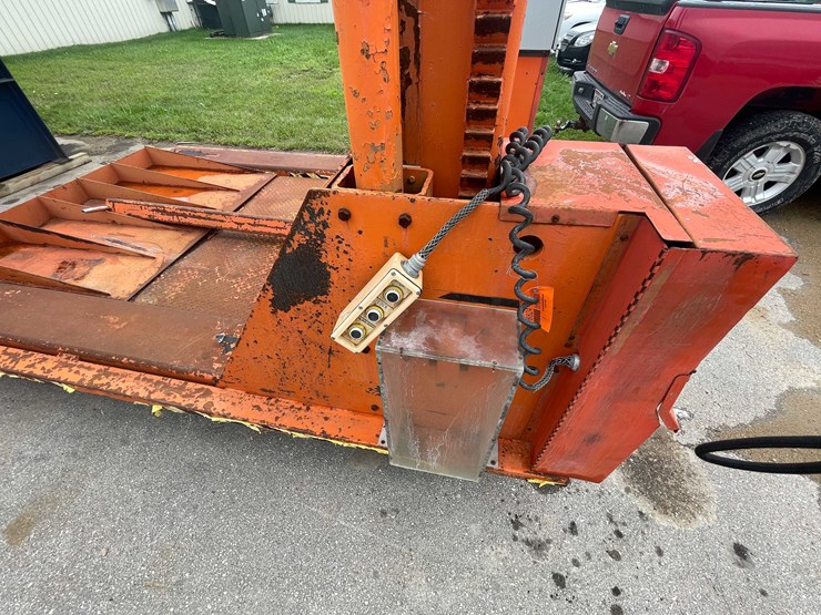 #356-•-forklift-lift-station-(shawano,-wi)-image-11