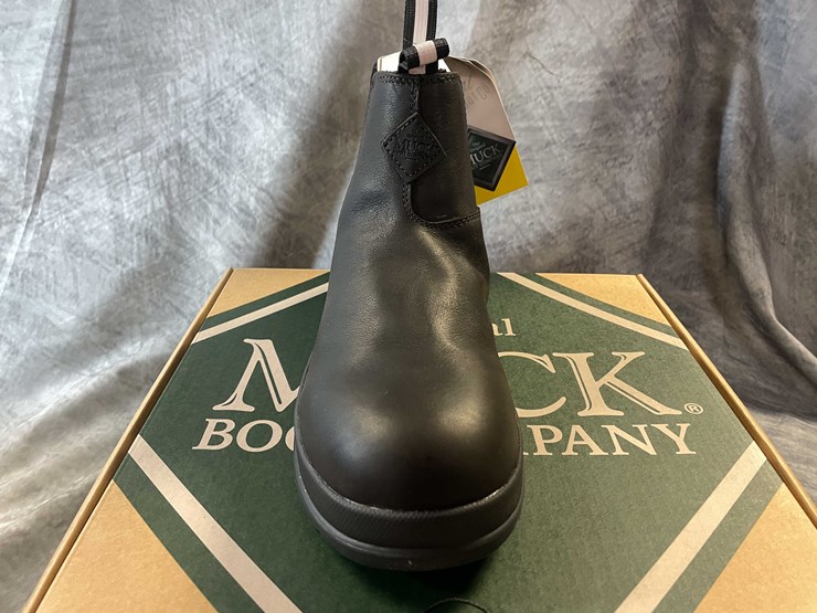 #10127-•-muck-boot-company-chore-farm-leather-boot-image-3