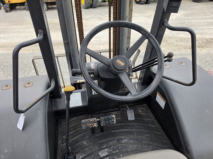 2015-case-586h-image-15