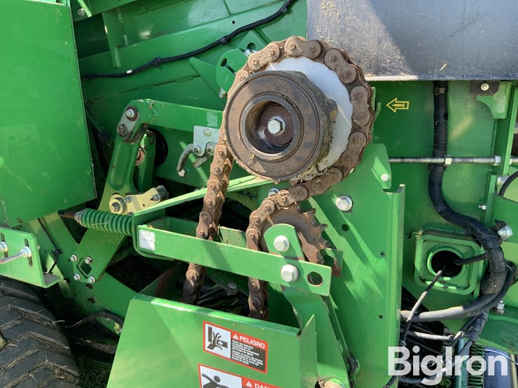 2019-john-deere-l341-image-18