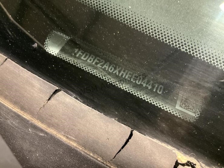 2017-ford-f250-image-14