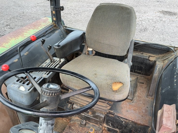 john-deere-2355-image-18