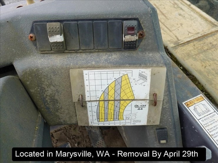 2006-gehl-dl10h44-image-7