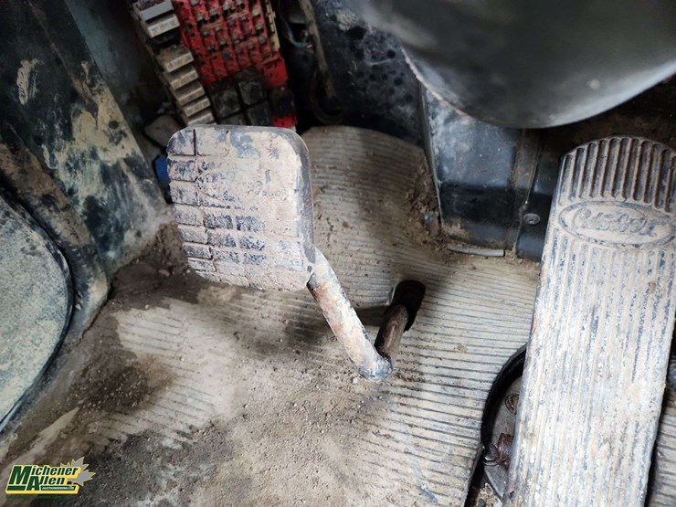 2008-peterbilt-340-image-14