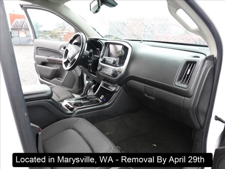 2017-gmc-canyon-image-2