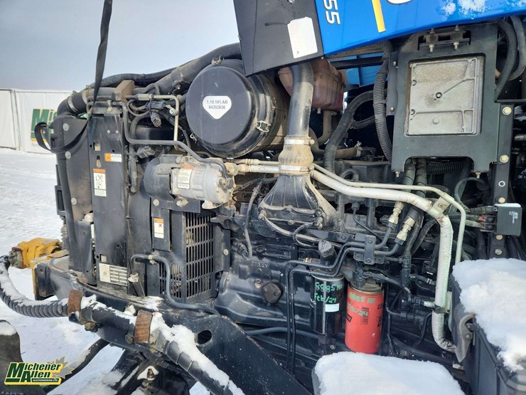 2015-new-holland-t6.155-image-24