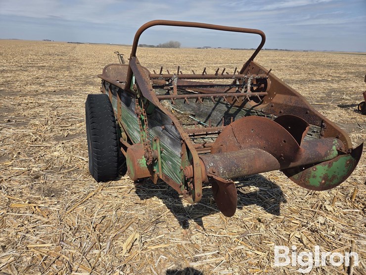 john-deere-manure-spreader-image-7