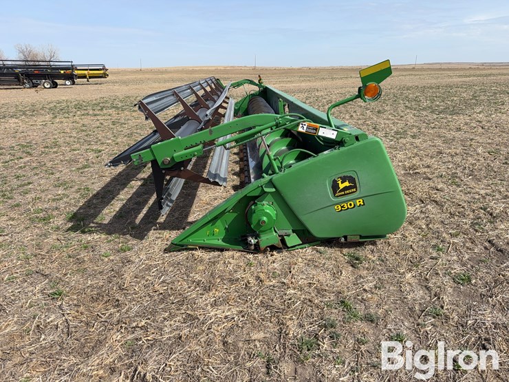 john-deere-930r-image-8