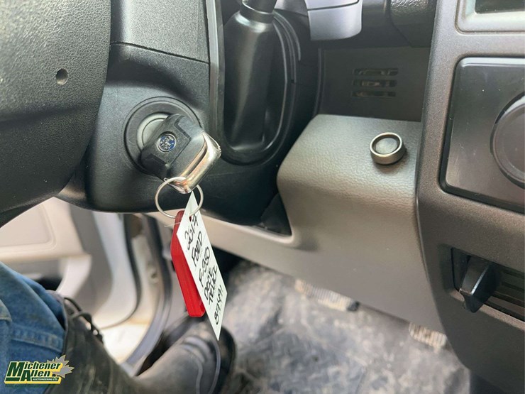 2017-ford-f350-image-16