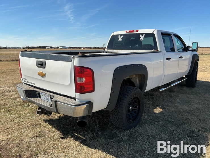 2012-chevrolet-3500-image-5