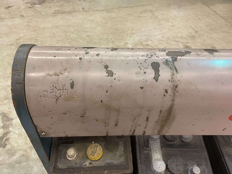 ford-battery-display-rack-image-19