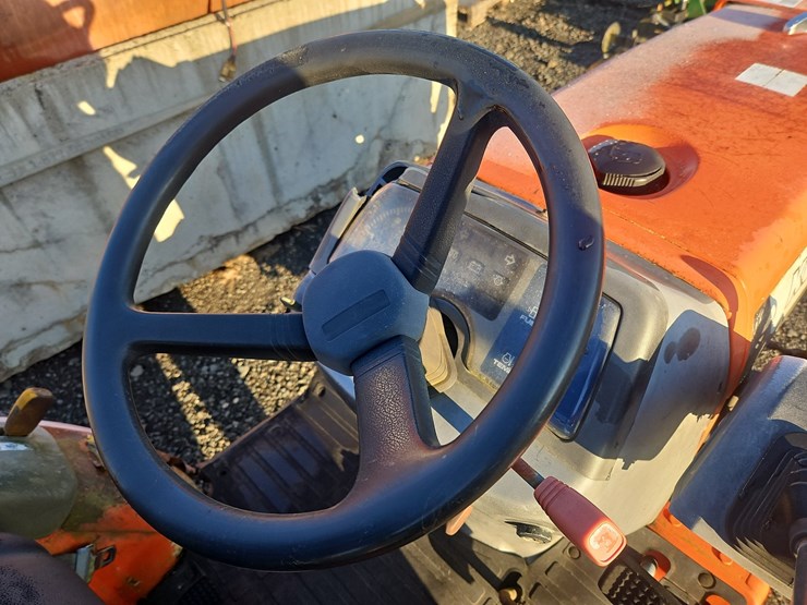 kubota-b2400-image-14