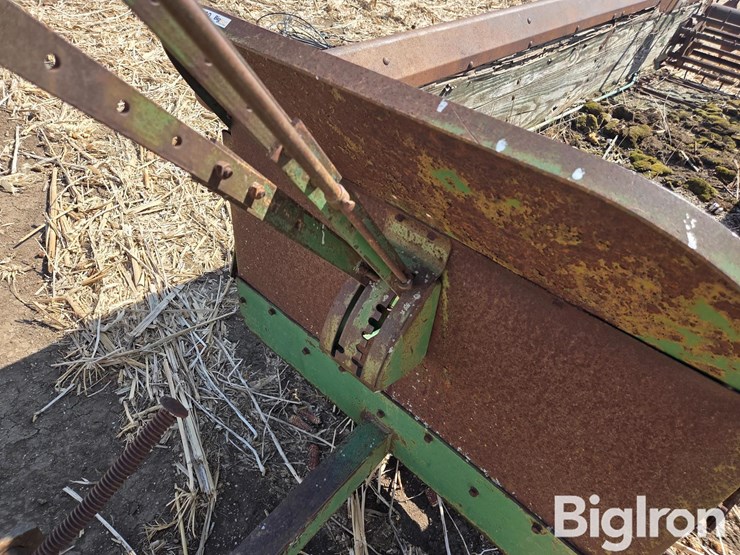 john-deere-manure-spreader-image-16