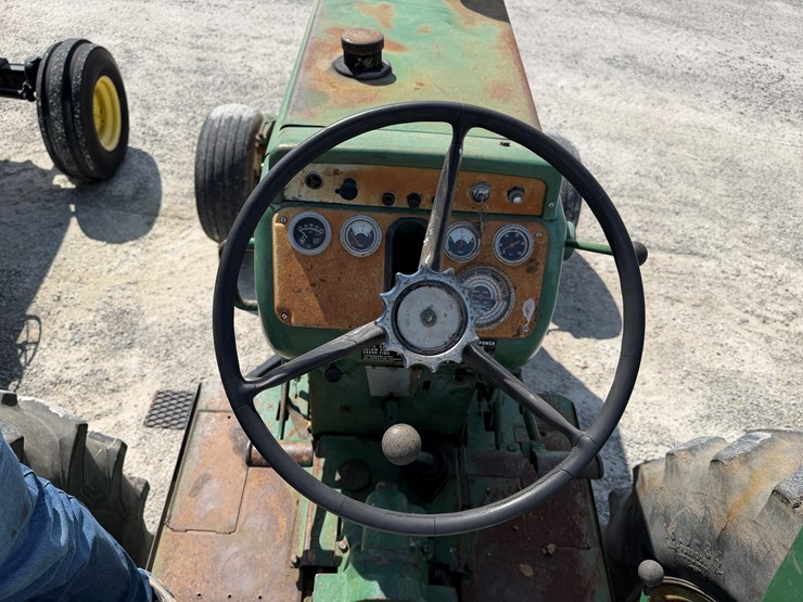 1964-oliver-1650-image-11