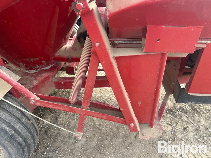 case-ih-1250-image-19