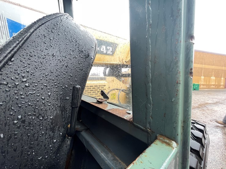 #2544-•-gehl-r56-xr42-telehandler-(columbia-heights,-mn)-image-34