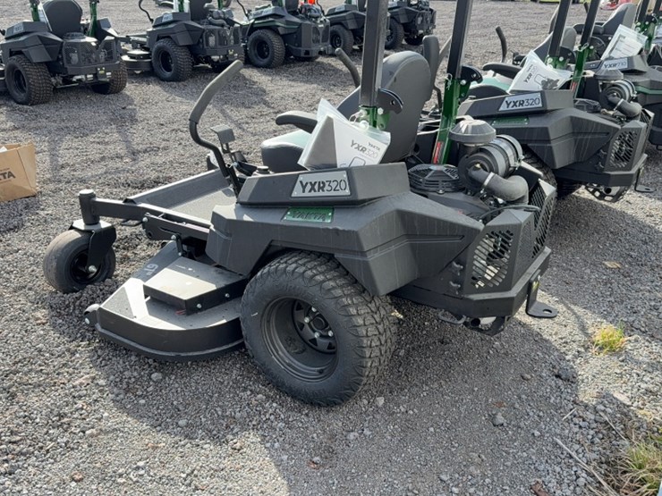 #4072-•-yakta-yxr-320-zero-turn-mower-image-11