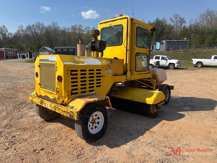 superior-broom-dt80-image-3