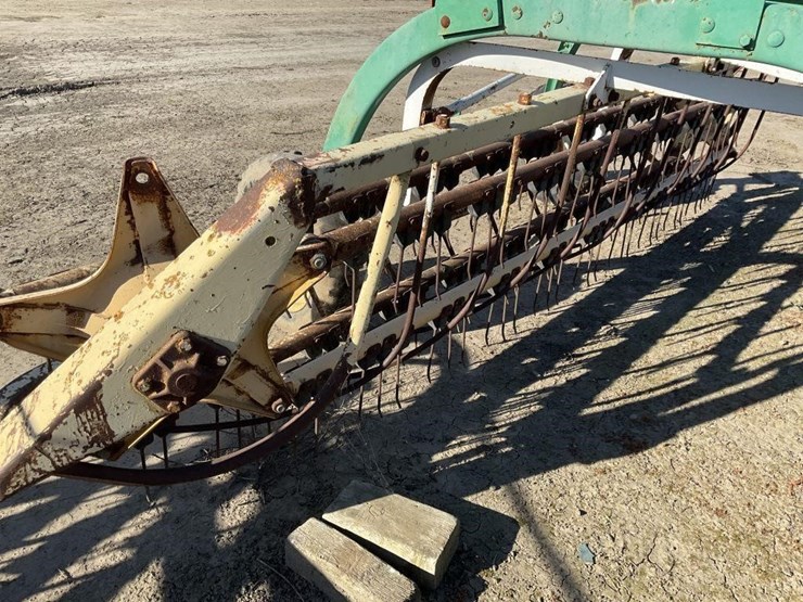 new-holland-260-image-12