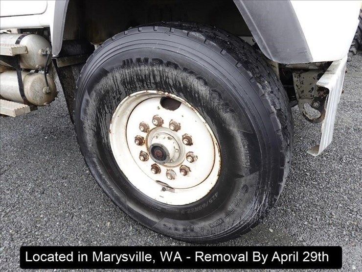 1996-mack-rd690s-image-13