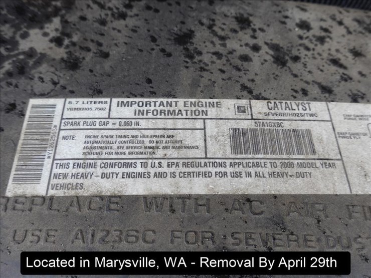 2001-chevrolet-3500-image-19