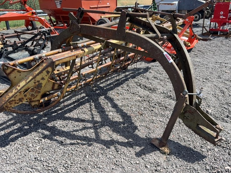 new-holland-256-image-2