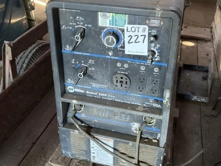 miller-bobcat-225g-image-5