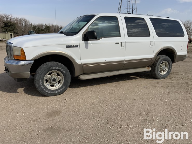 2000-ford-excursion-limited-image-1