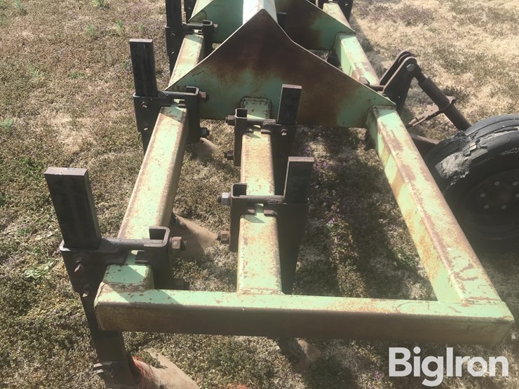 bigham-brothers-s-389-7-row-3-bar-cultivator-image-15
