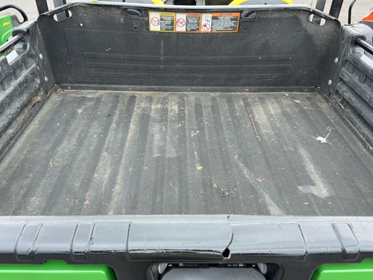 2012-john-deere-gator-image-12