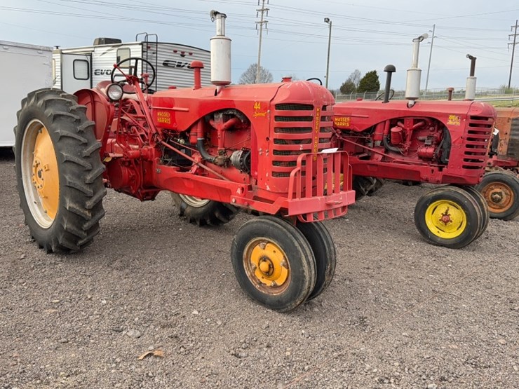 massey-ferguson-44-image-3