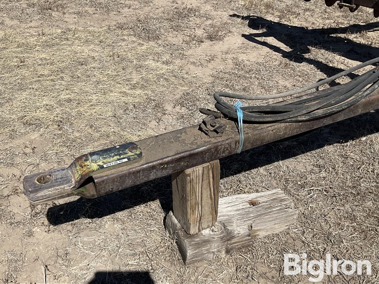 john-deere-340-image-10