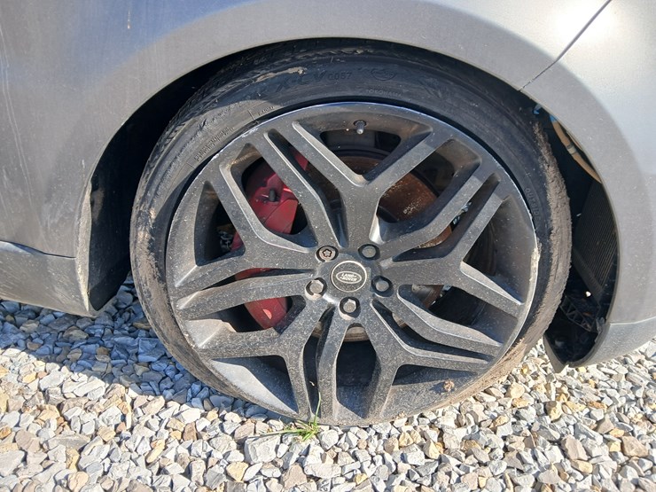 2016-land-rover-range-rover-image-70