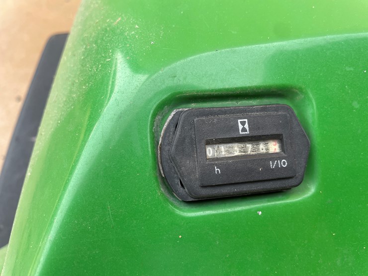 john-deere-f680-image-11