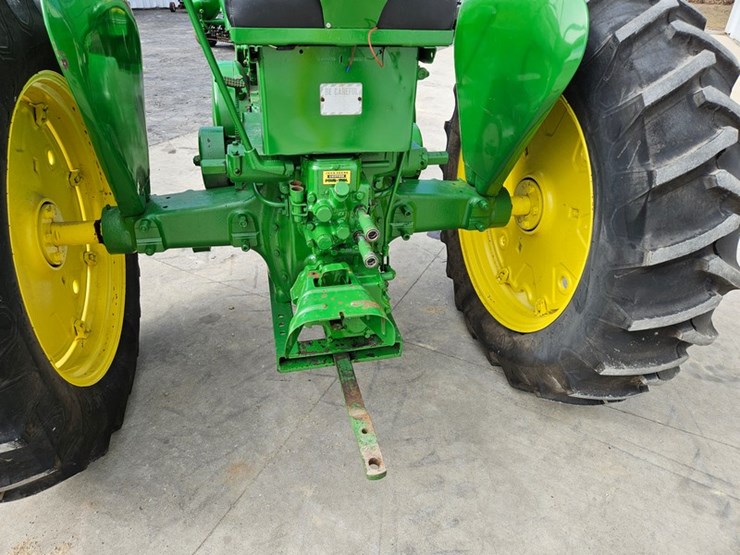 1955-john-deere-70-image-18