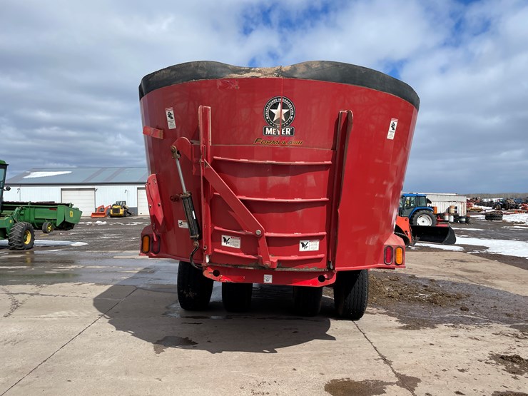 2021-meyer-f815-image-6