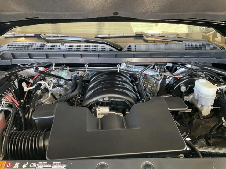 2018-chevrolet-silverado-1500-image-10